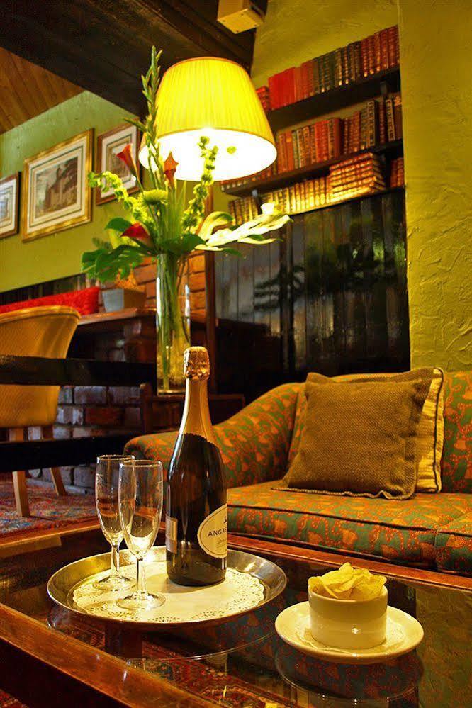 The Bridge Hotel Thrapston  Eksteriør billede